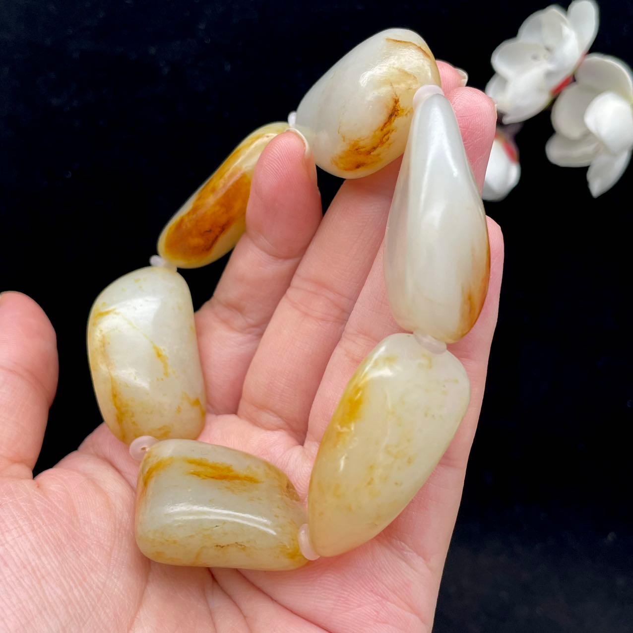 和田玉洒金皮籽料【精品手串】（117.8g）