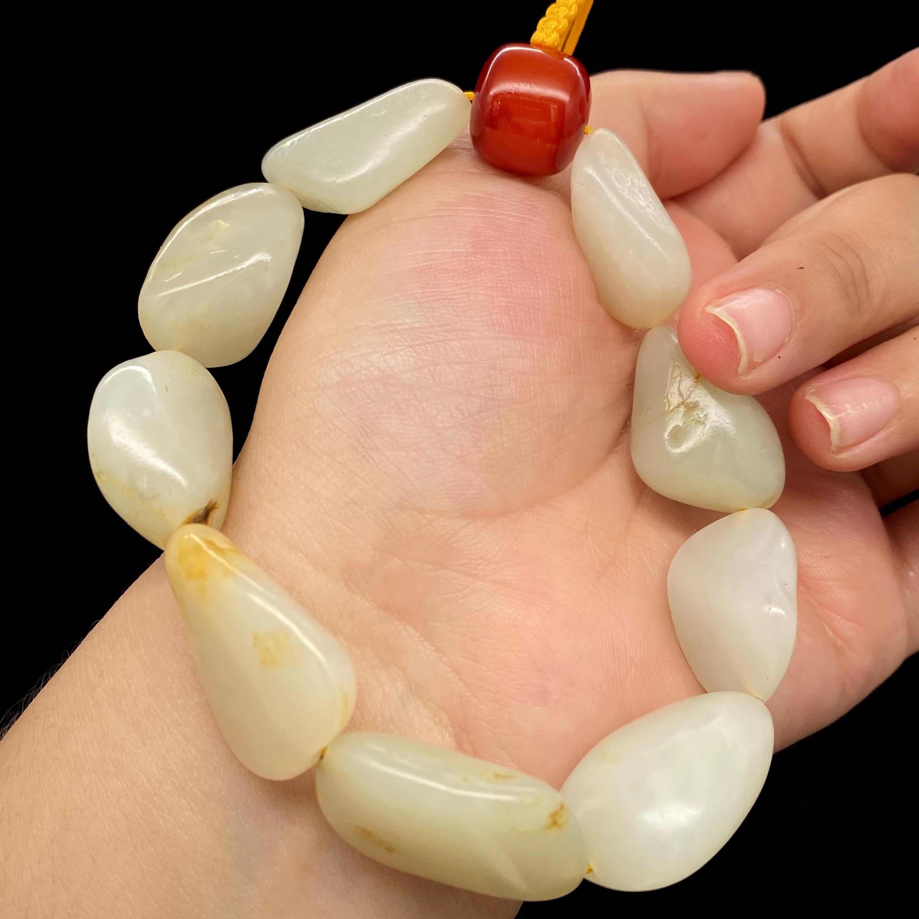 和田玉白玉带黄皮籽料【精品手串】（69.1g）