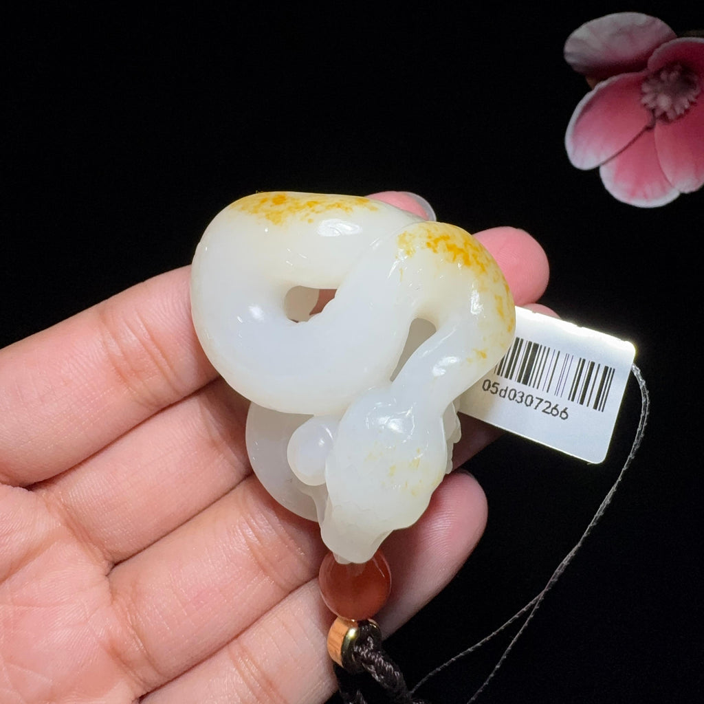 秒杀和田玉籽料挂件蛇（41.3g）