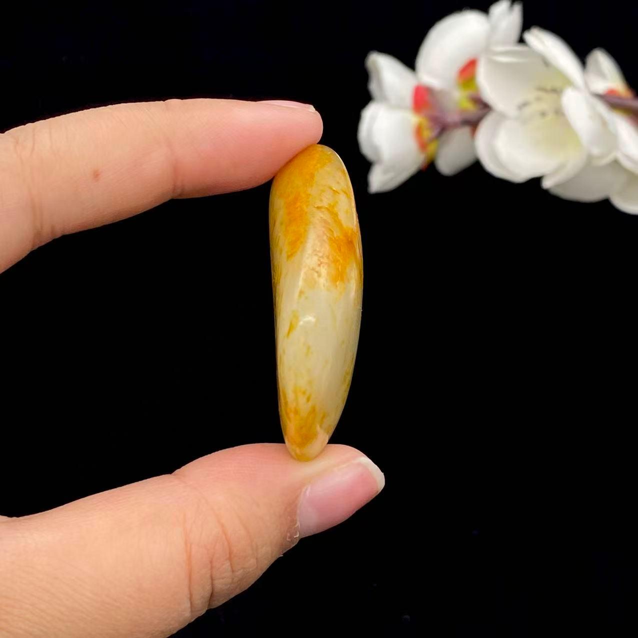 和田玉洒金皮籽料挂件（25g）