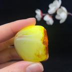 和田玉聚红皮籽料挂件（37.2g）
