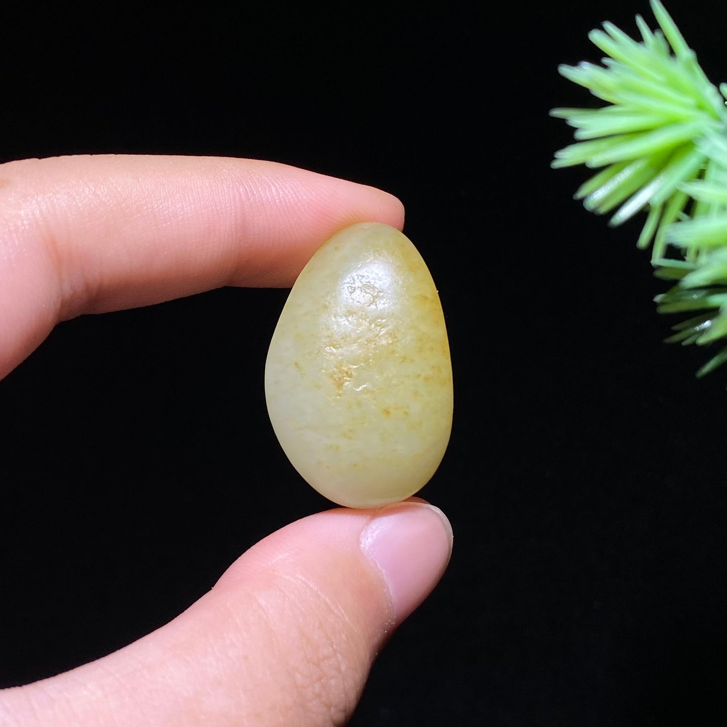 和田玉籽料年年有余（9.7g）