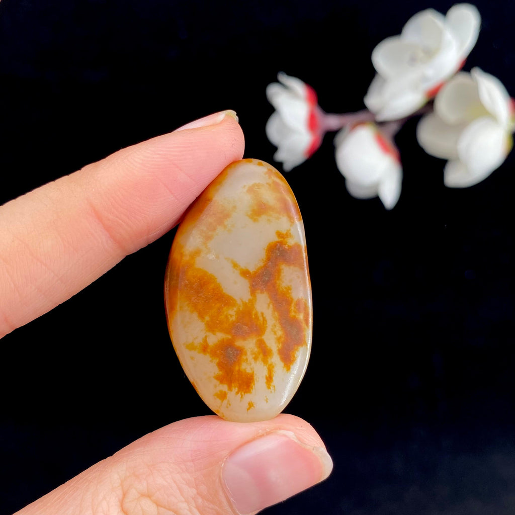 和田玉聚红皮籽料原石（10.9g）