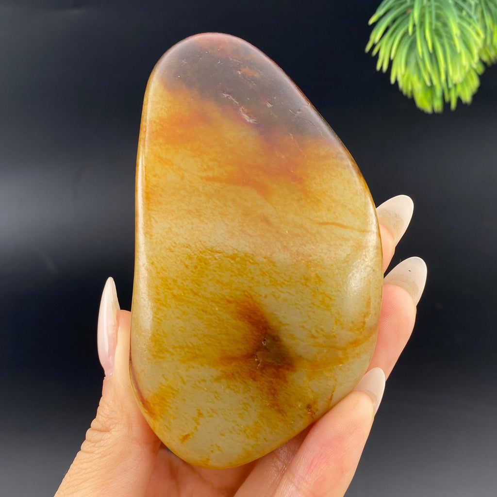 和田玉红皮籽料把件（174.88g）