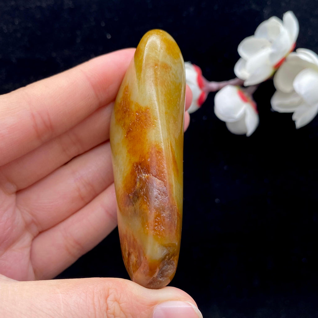 和田玉满黄皮籽料（90.3g）
