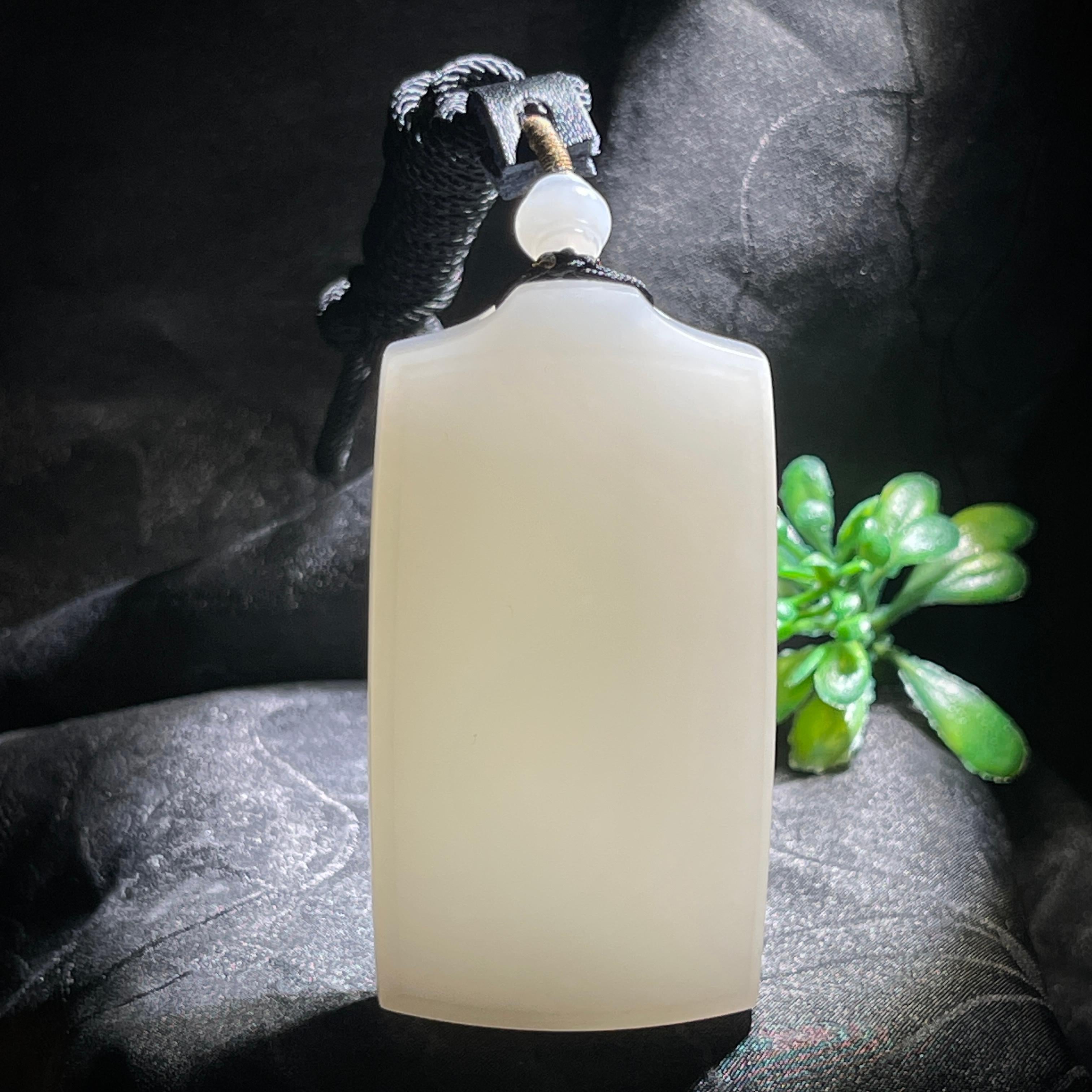 和田玉羊脂白玉无事牌（76.2g）