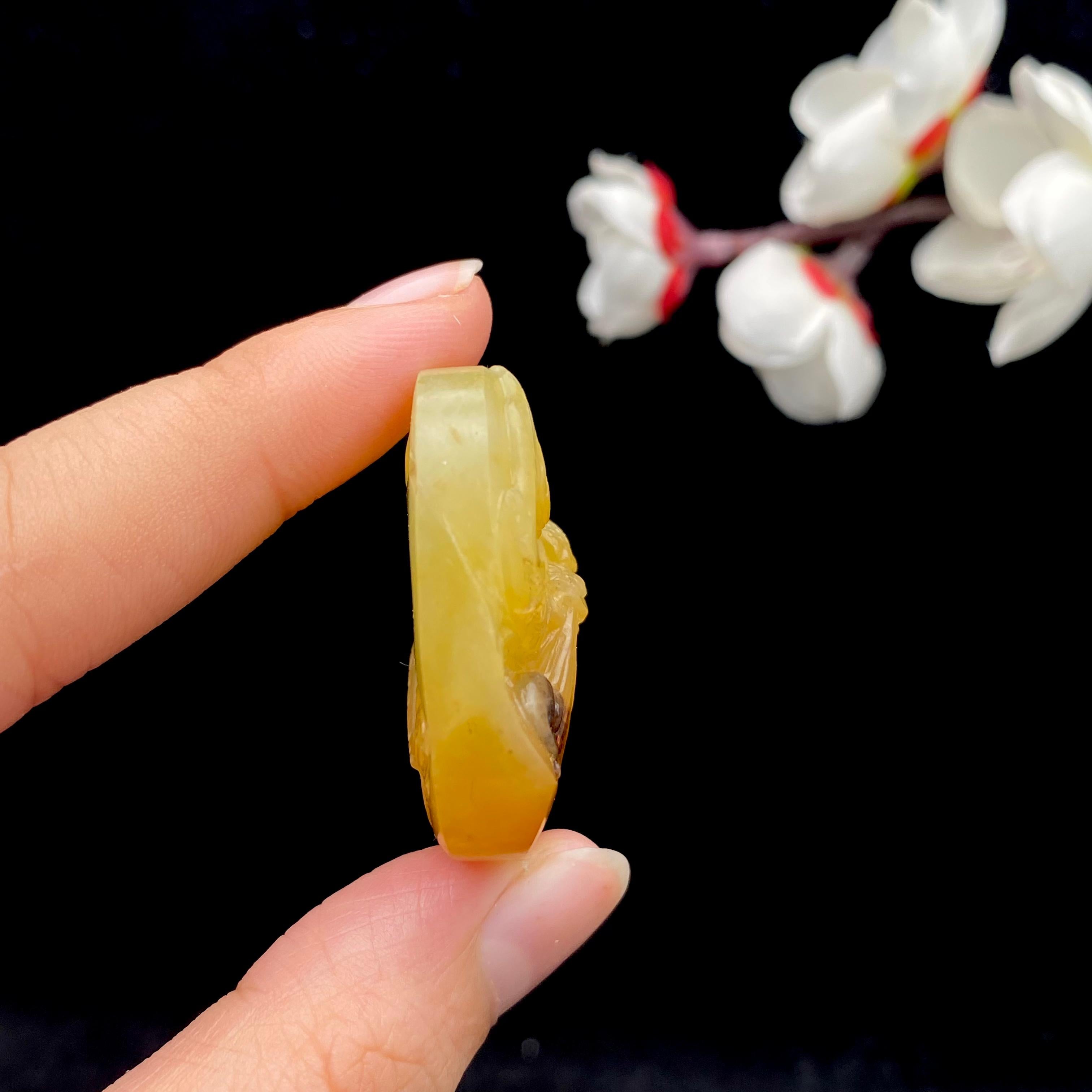 和田玉籽料【龙】挂件（26.6g）