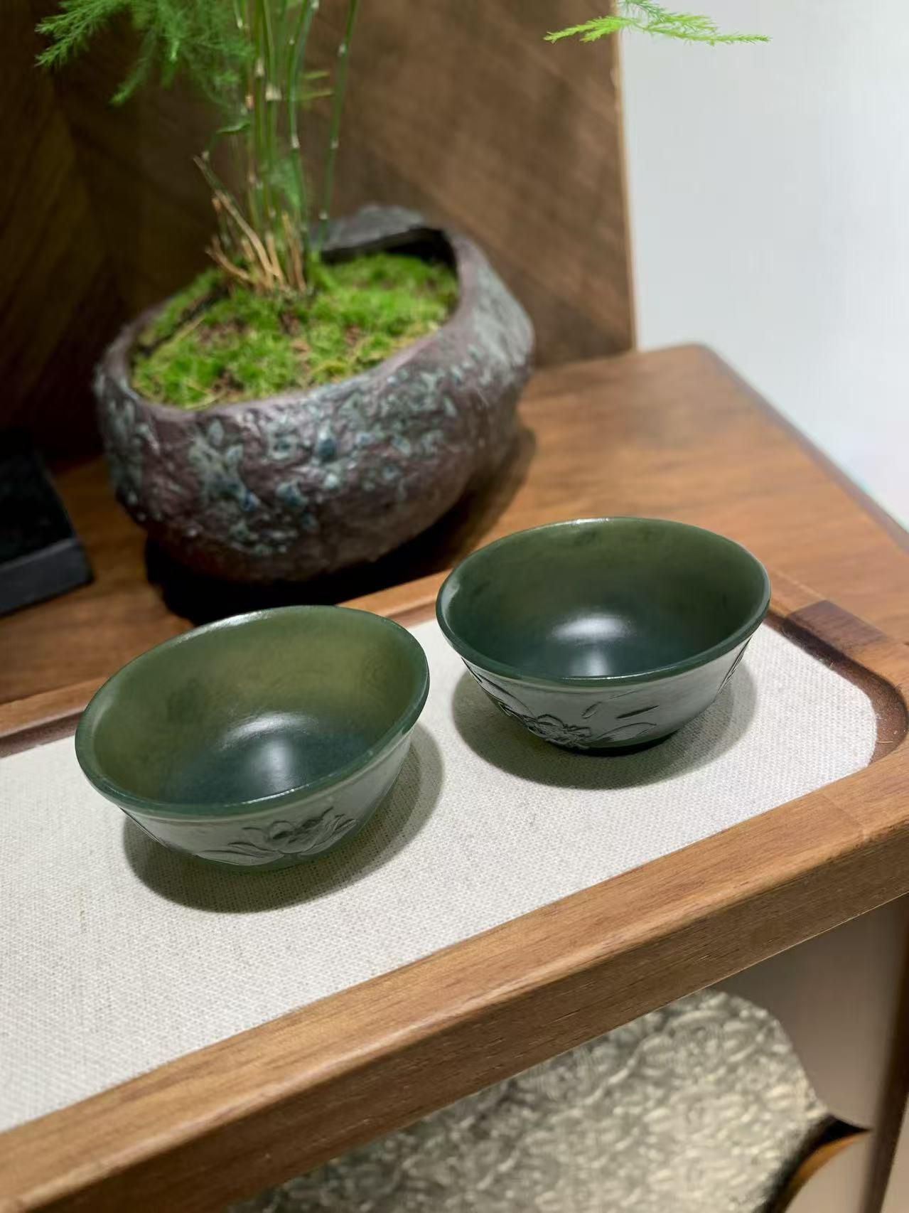 和田玉青玉茶杯【一对】（42.5g）