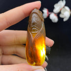 和田玉黄沁皮籽料【蝉】挂件（33.9g）