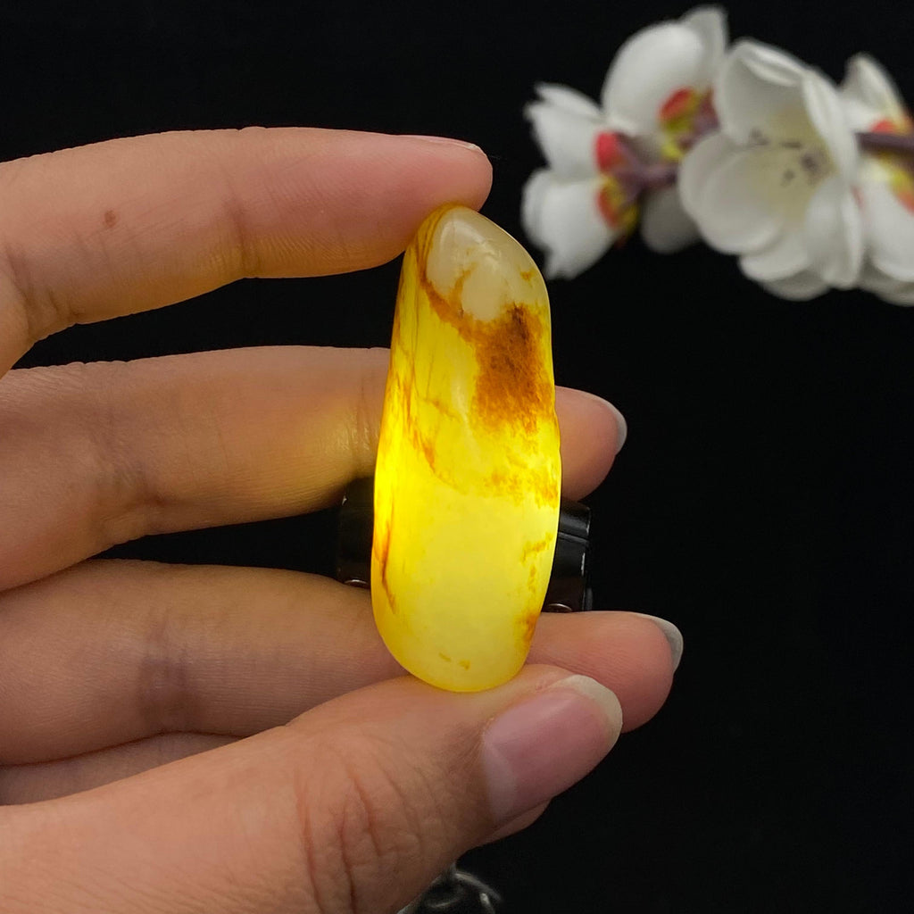 和田玉洒金皮籽料挂件（19.1g）