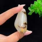 和田玉黄皮籽料手把件（91.3g）