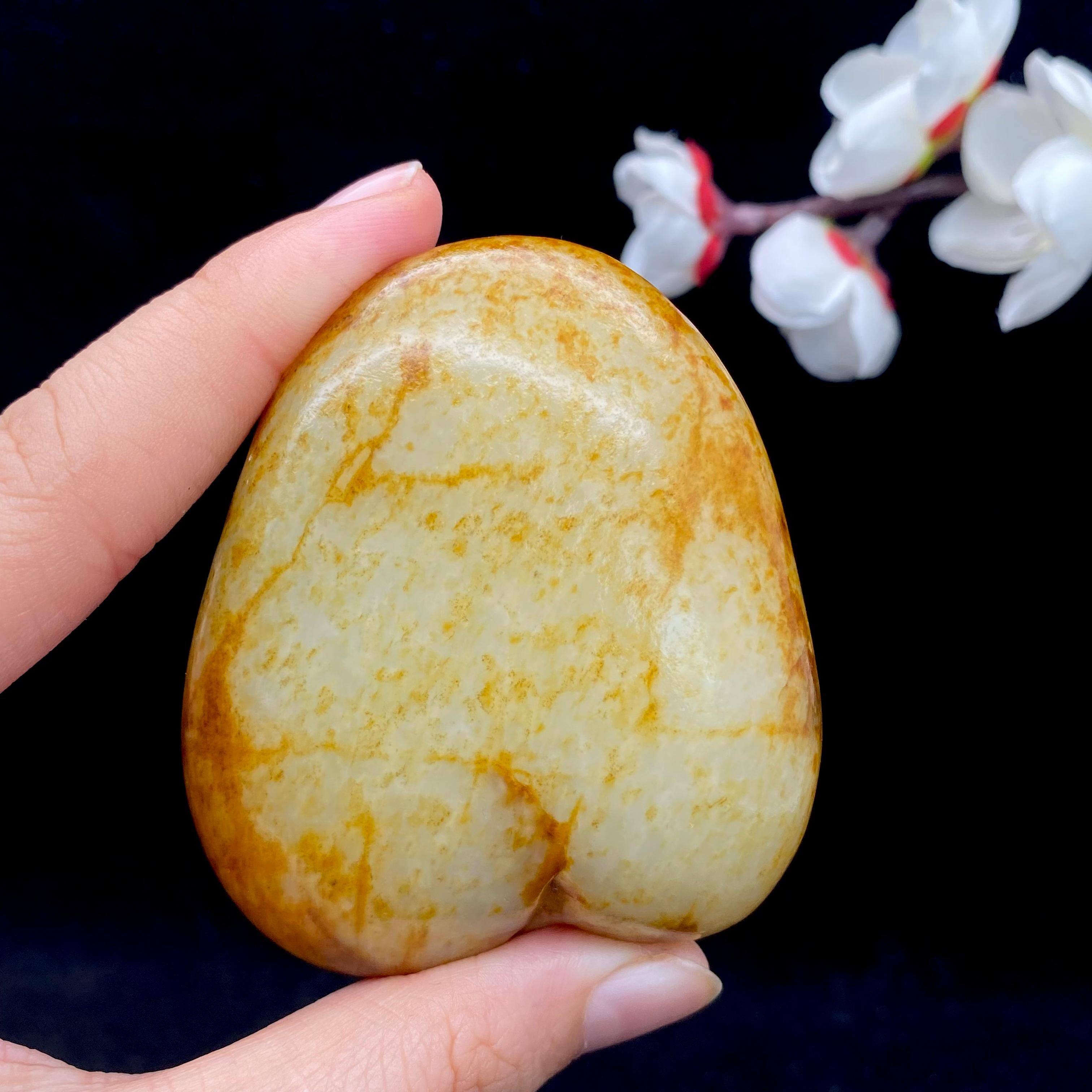 和田玉满洒金皮籽料原石（158.9g）