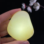 和田玉洒金皮籽料大挂件（63.4g）