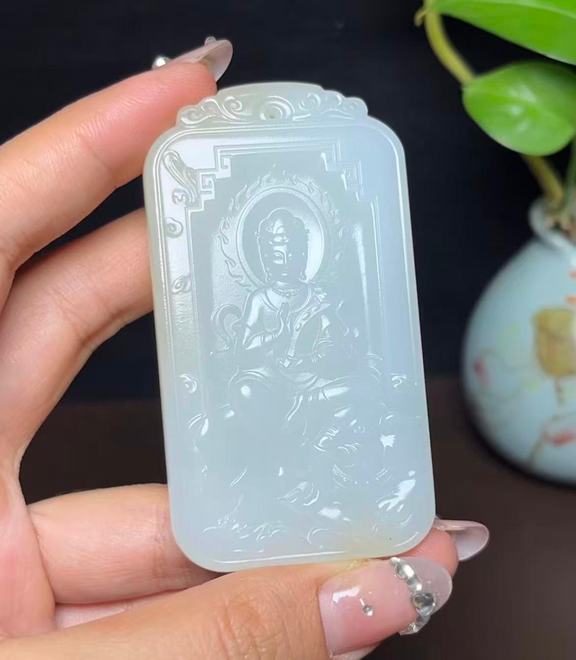 新疆和田玉且末料羊脂玉普贤菩萨（60.7g）