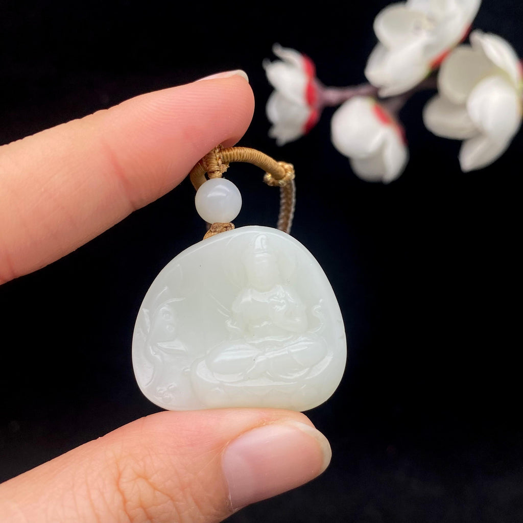 和田玉白玉 米达料【坐莲观音】挂件（12.3g）