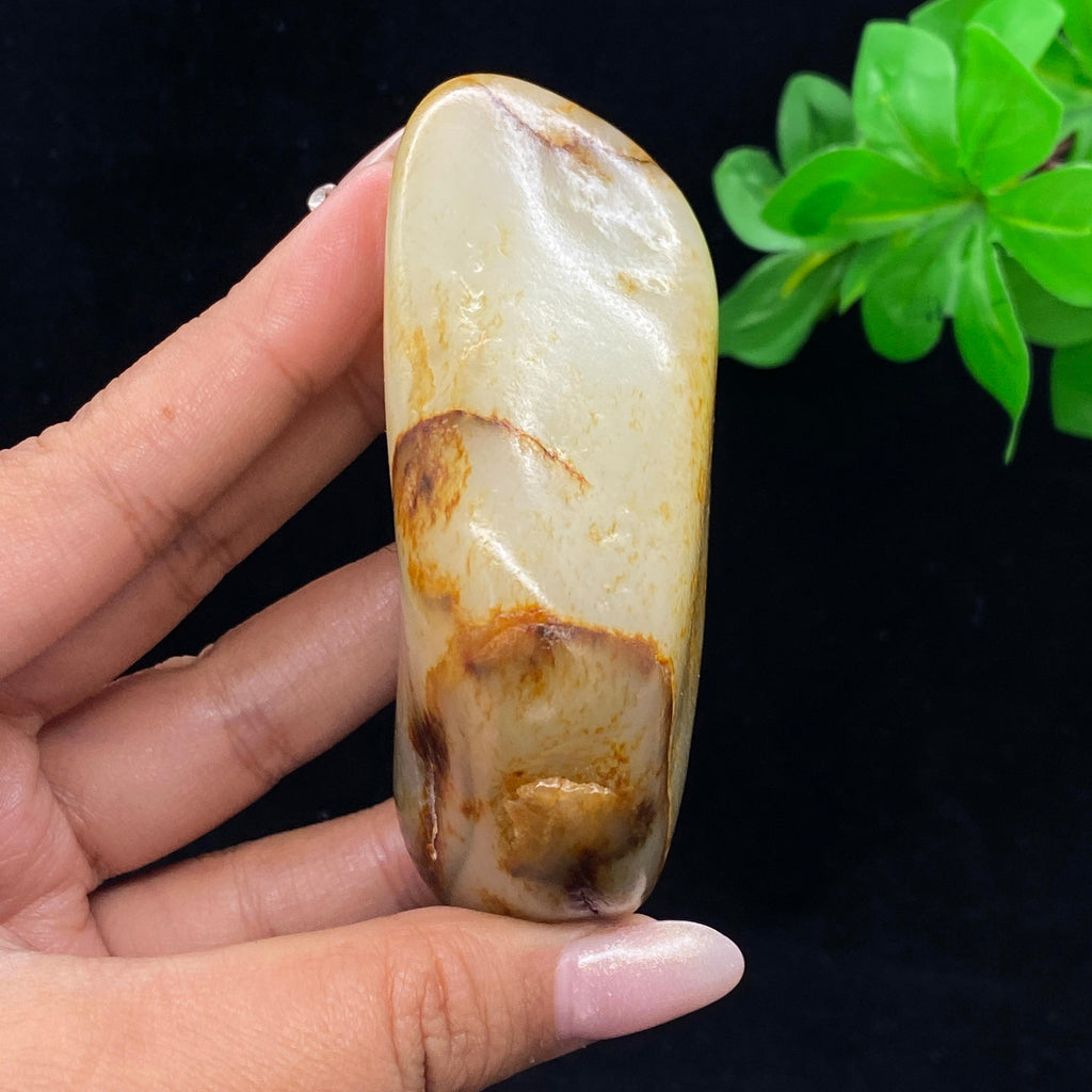 和田玉洒金皮籽料手把件（241g）
