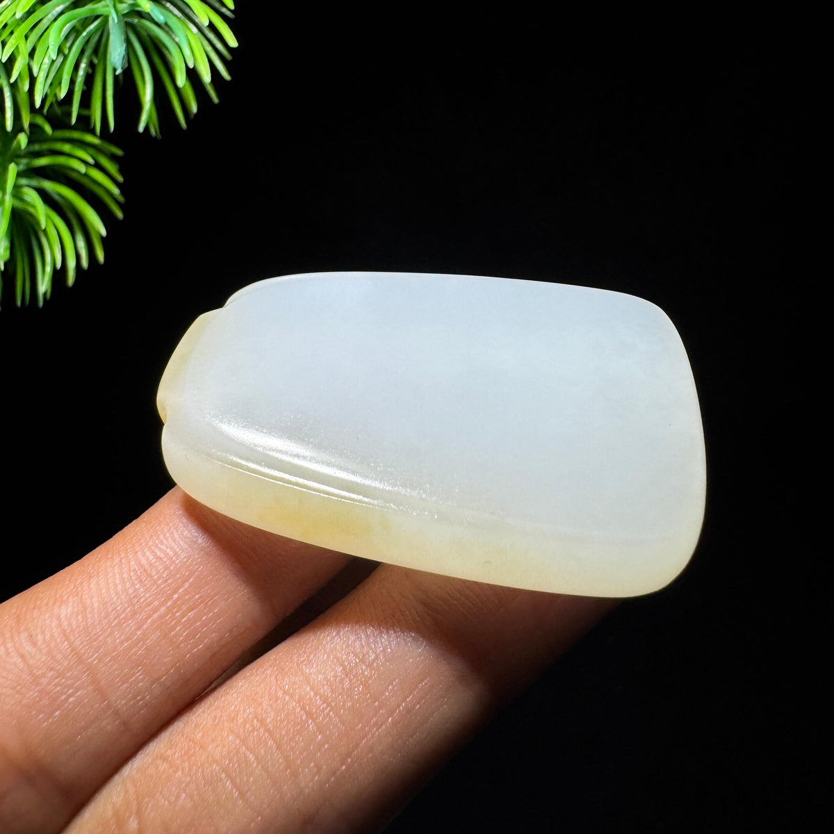 和田玉且末糖白玉无事牌（25.0g）