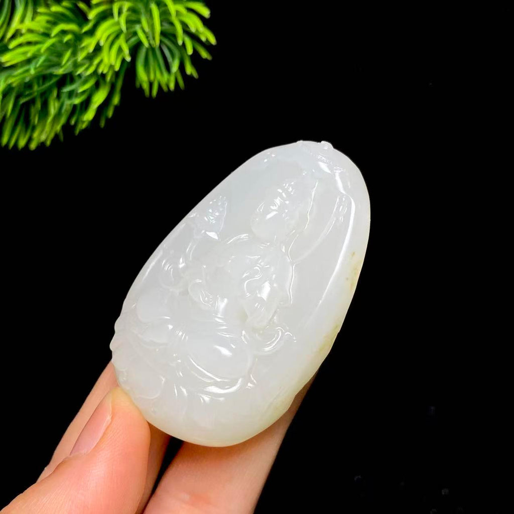 和田玉籽料观音（65.1g）