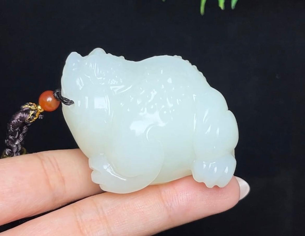 和田玉羊脂白玉三足金手把件（135.8g）