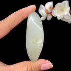 和田玉青白玉带洒金皮籽料手把件（69.3g）