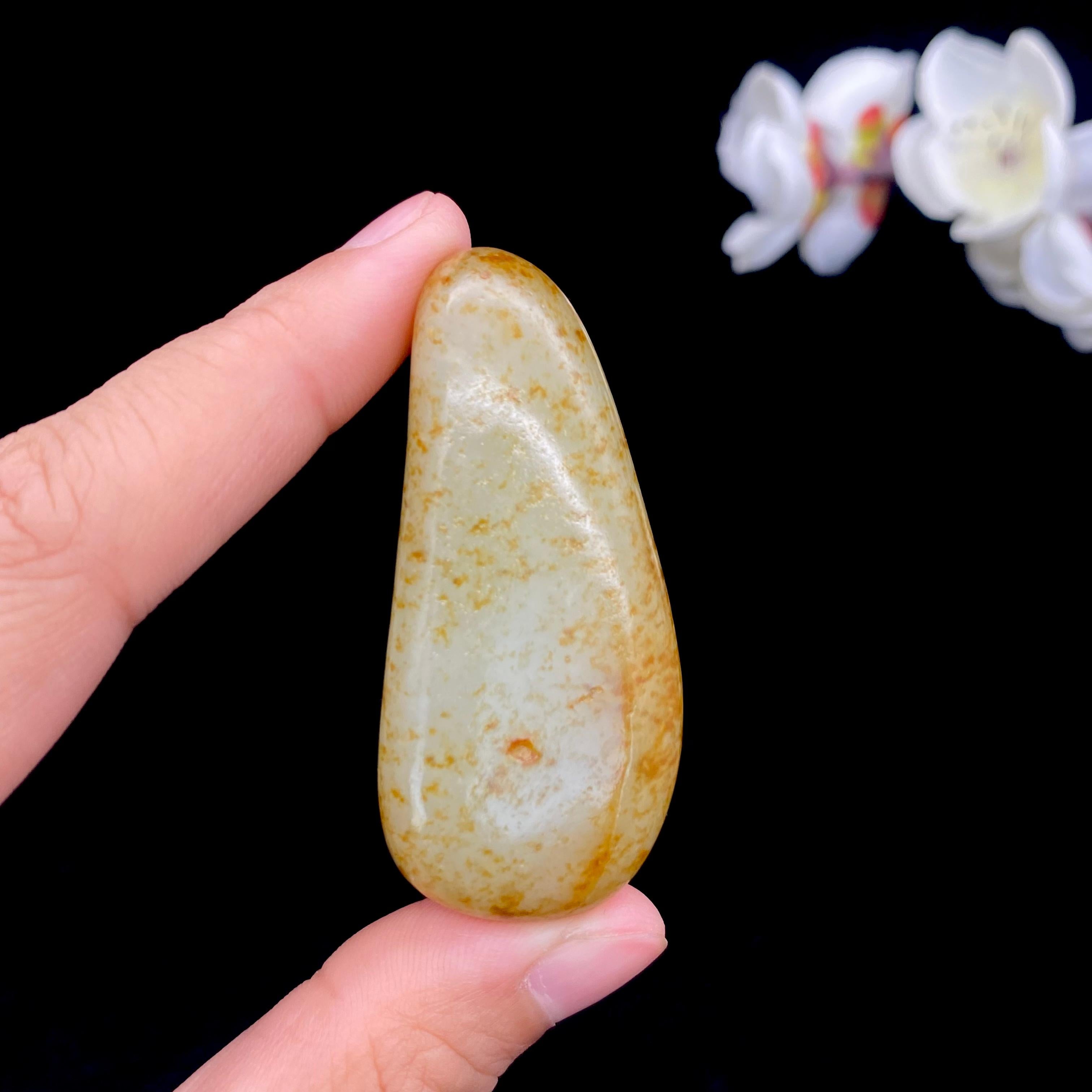 和田玉洒金皮籽料原石（39g）