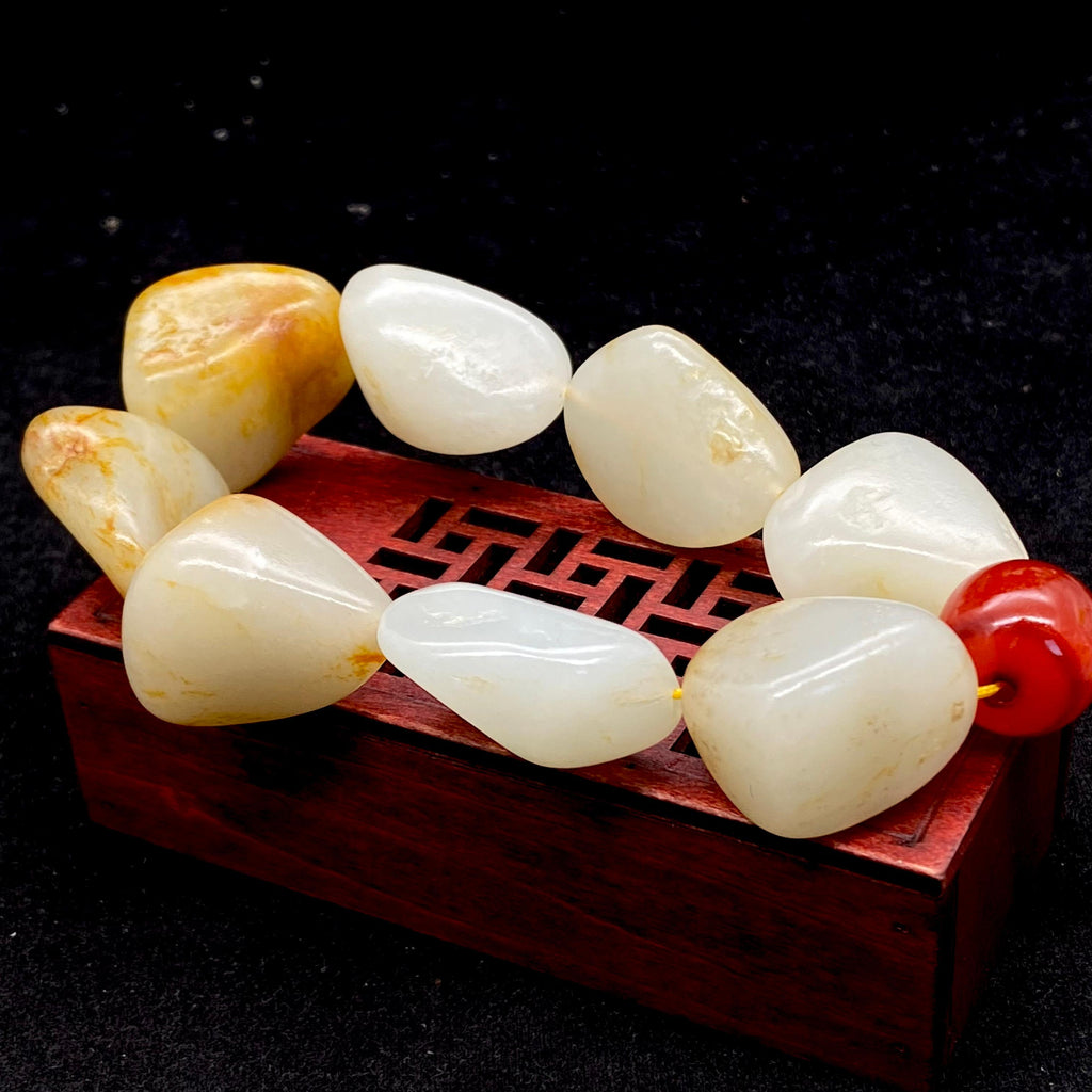 和田玉洒金皮【精品手串】（112.3g）