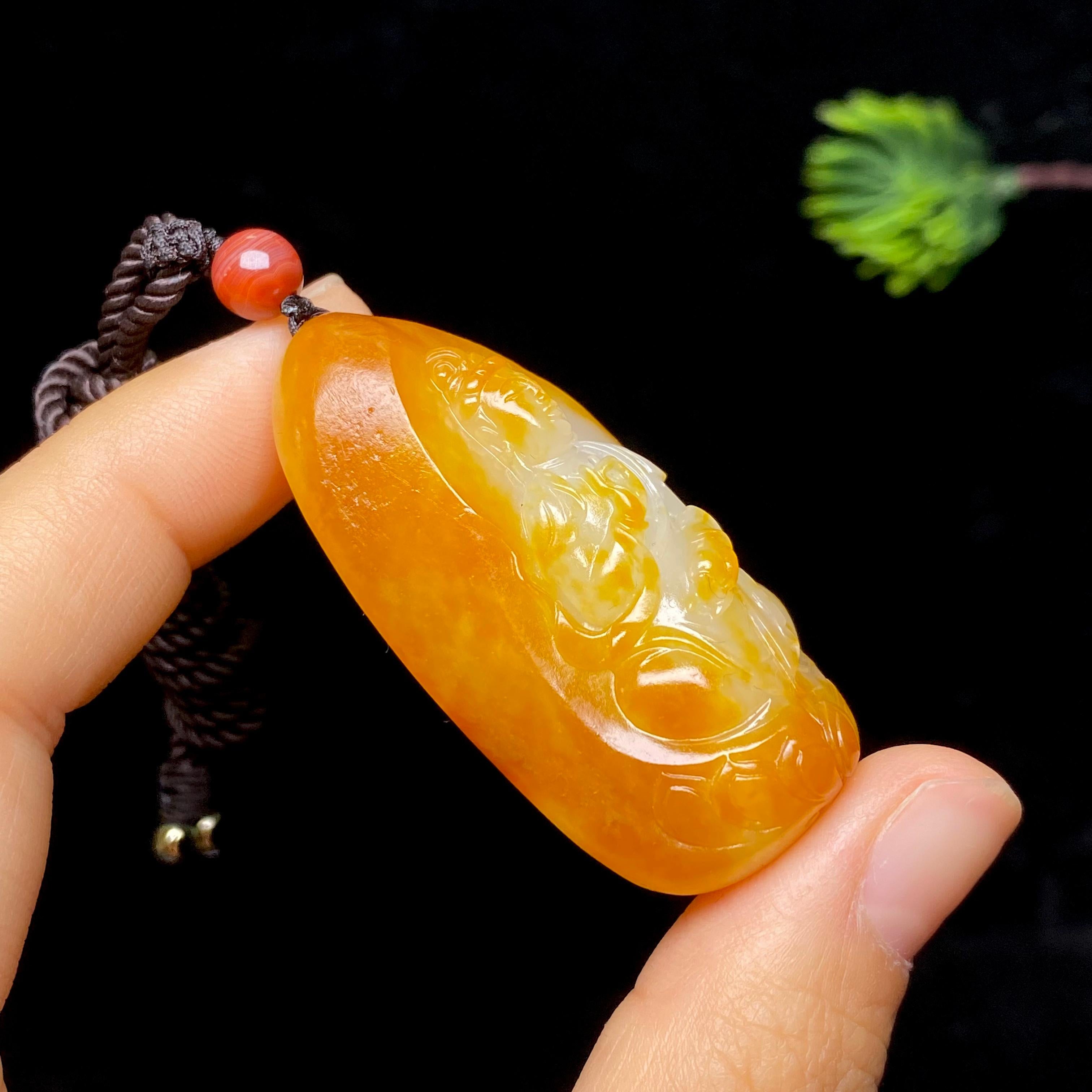和田玉籽料观音（28.1g）