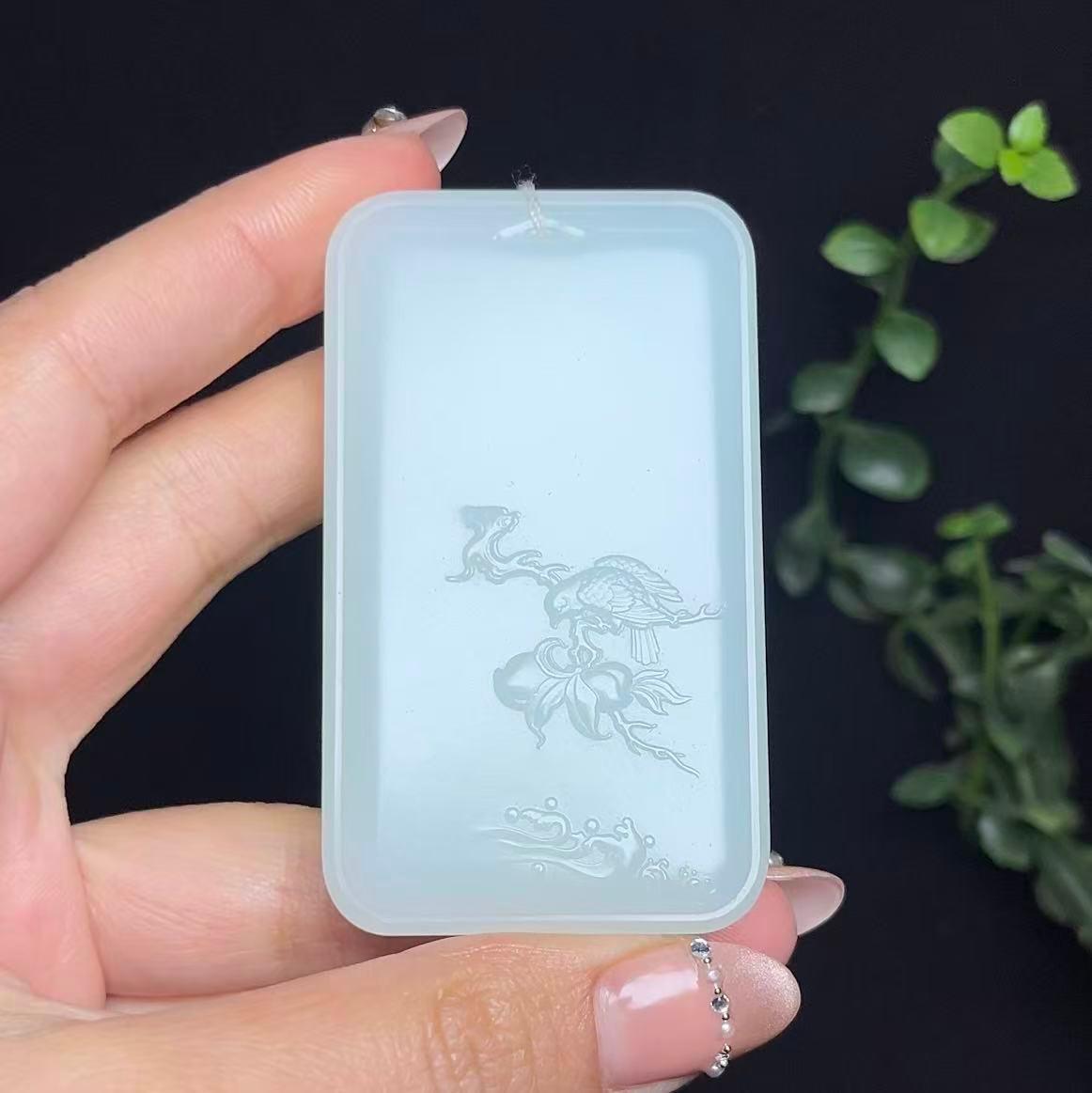 和田羊脂玉喜上眉梢平安无事牌（82.2g）
