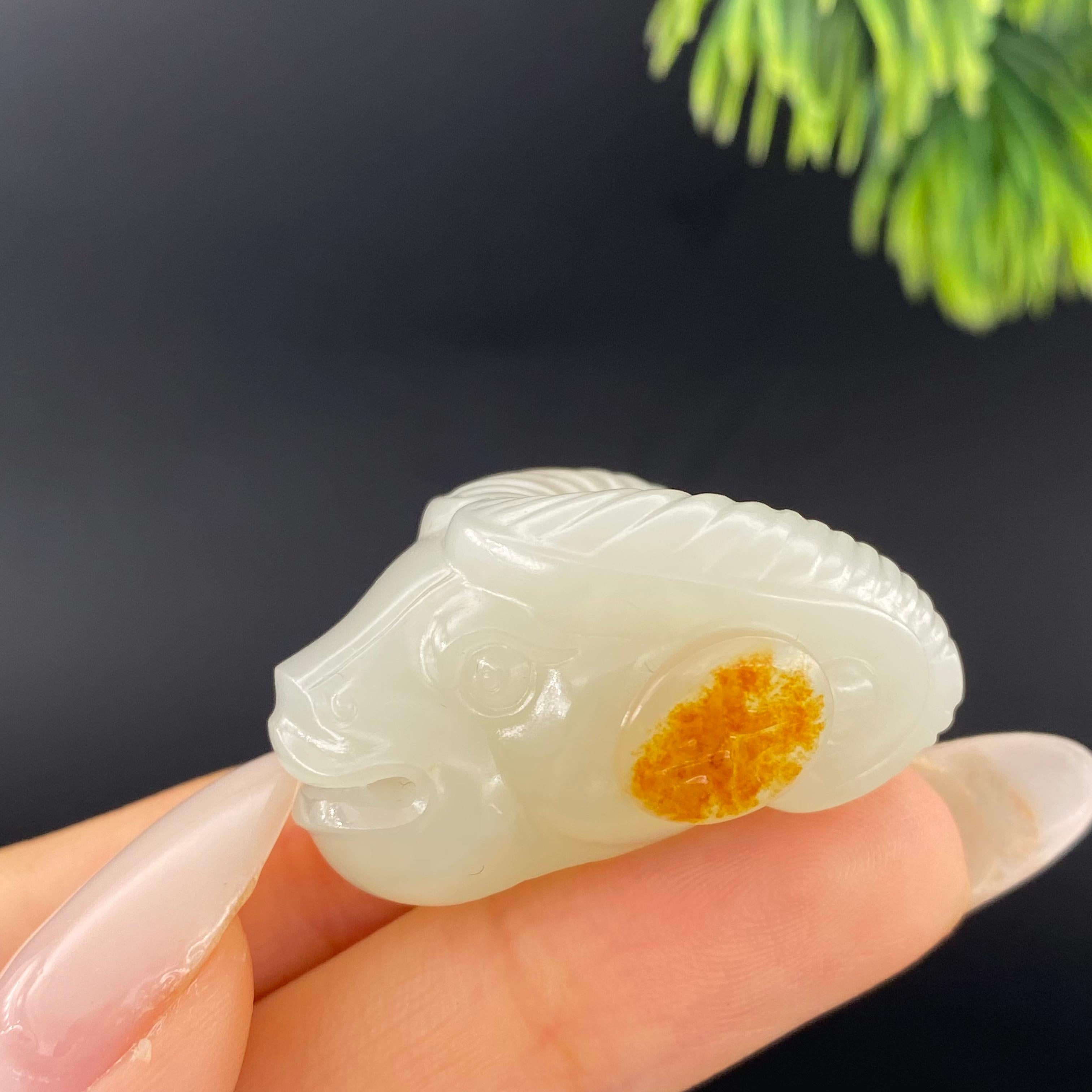 和田玉籽料牛气冲天（22.2g）
