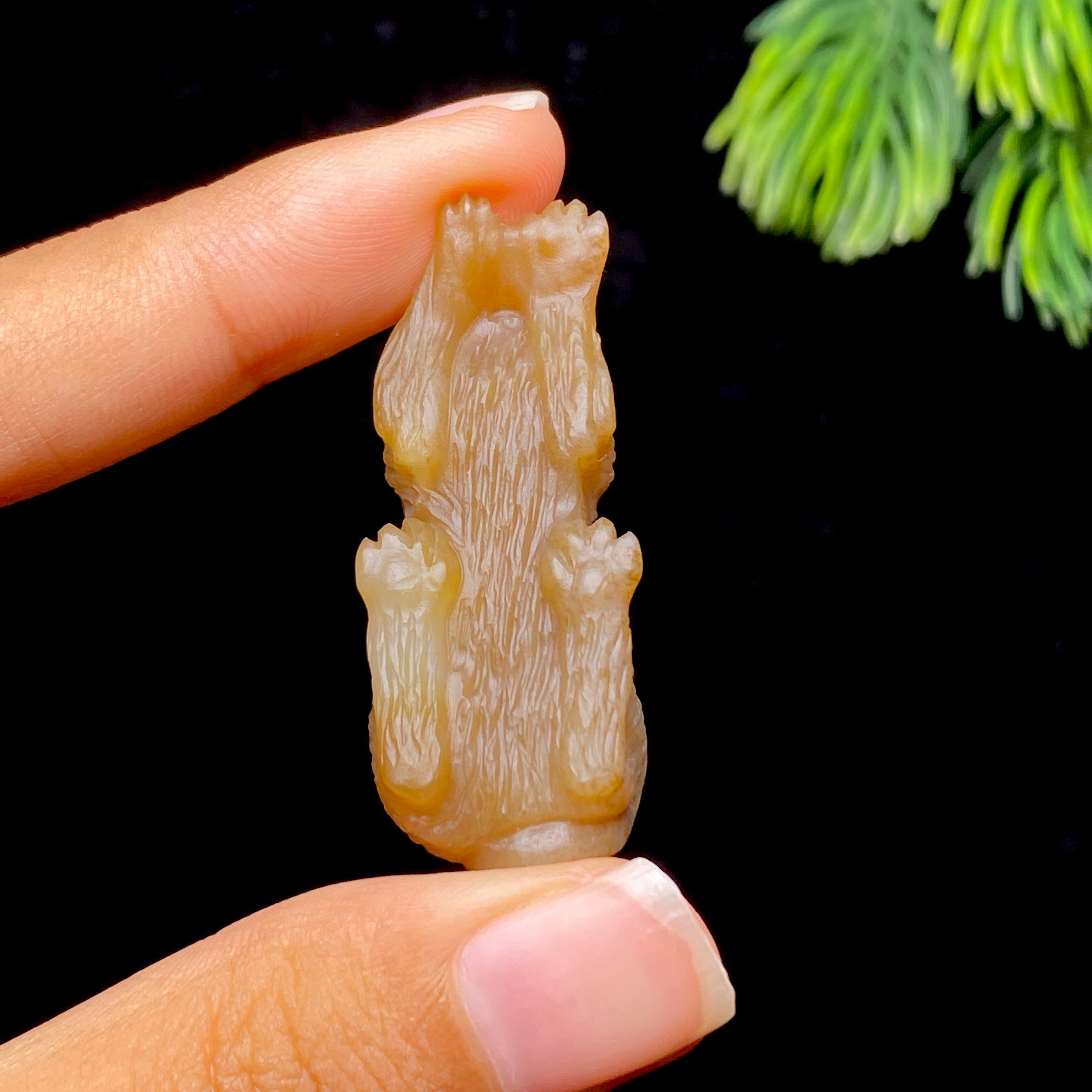 和田玉糖白狮子（15.7g）