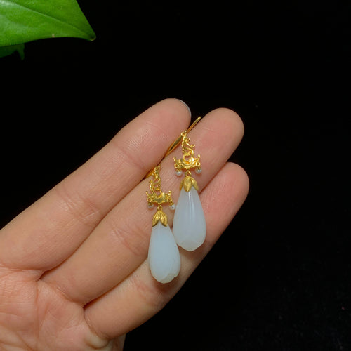 18k金镶和田山料羊脂白玉玉兰花耳坠（6.5g）