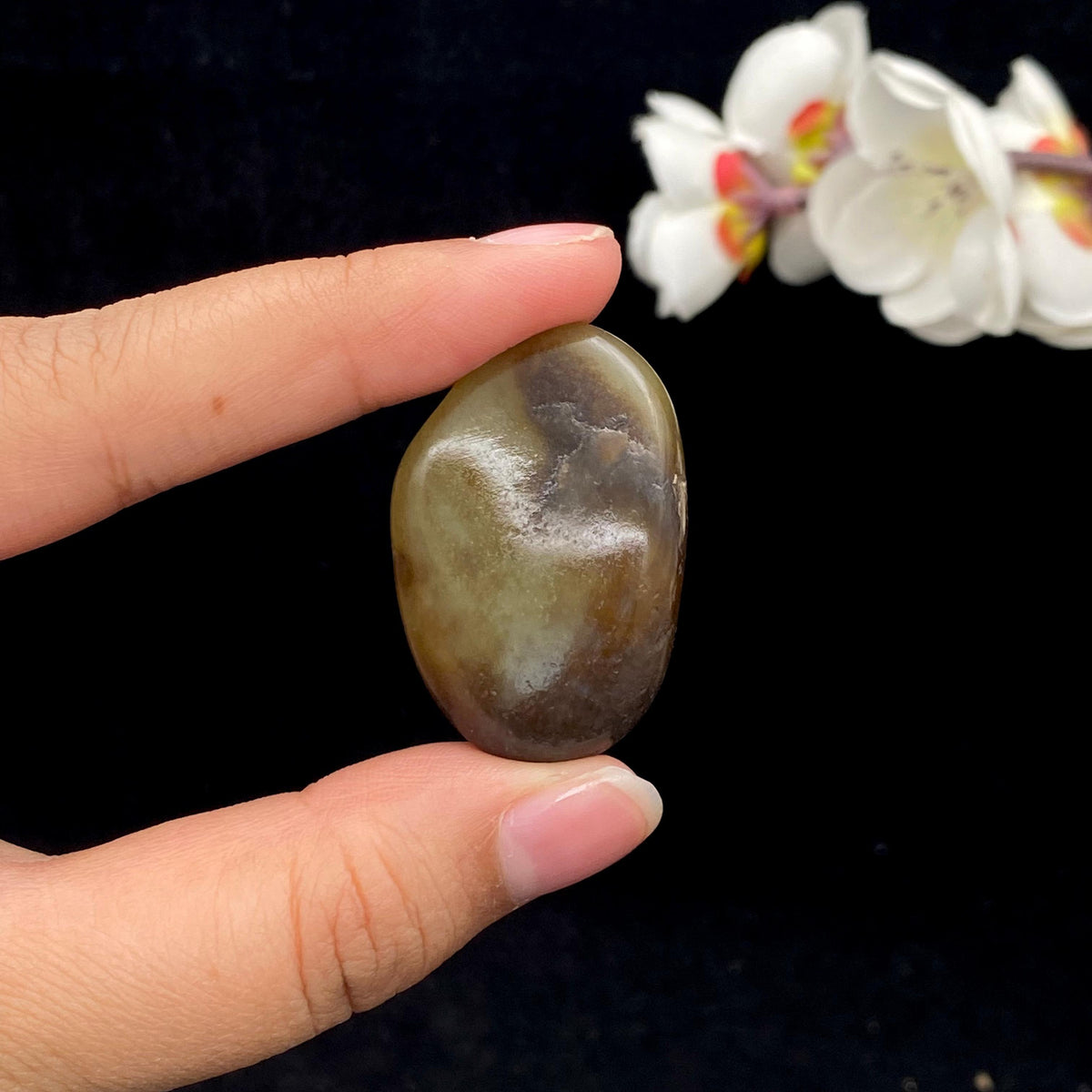 和田玉糖籽料挂件（18.8g）