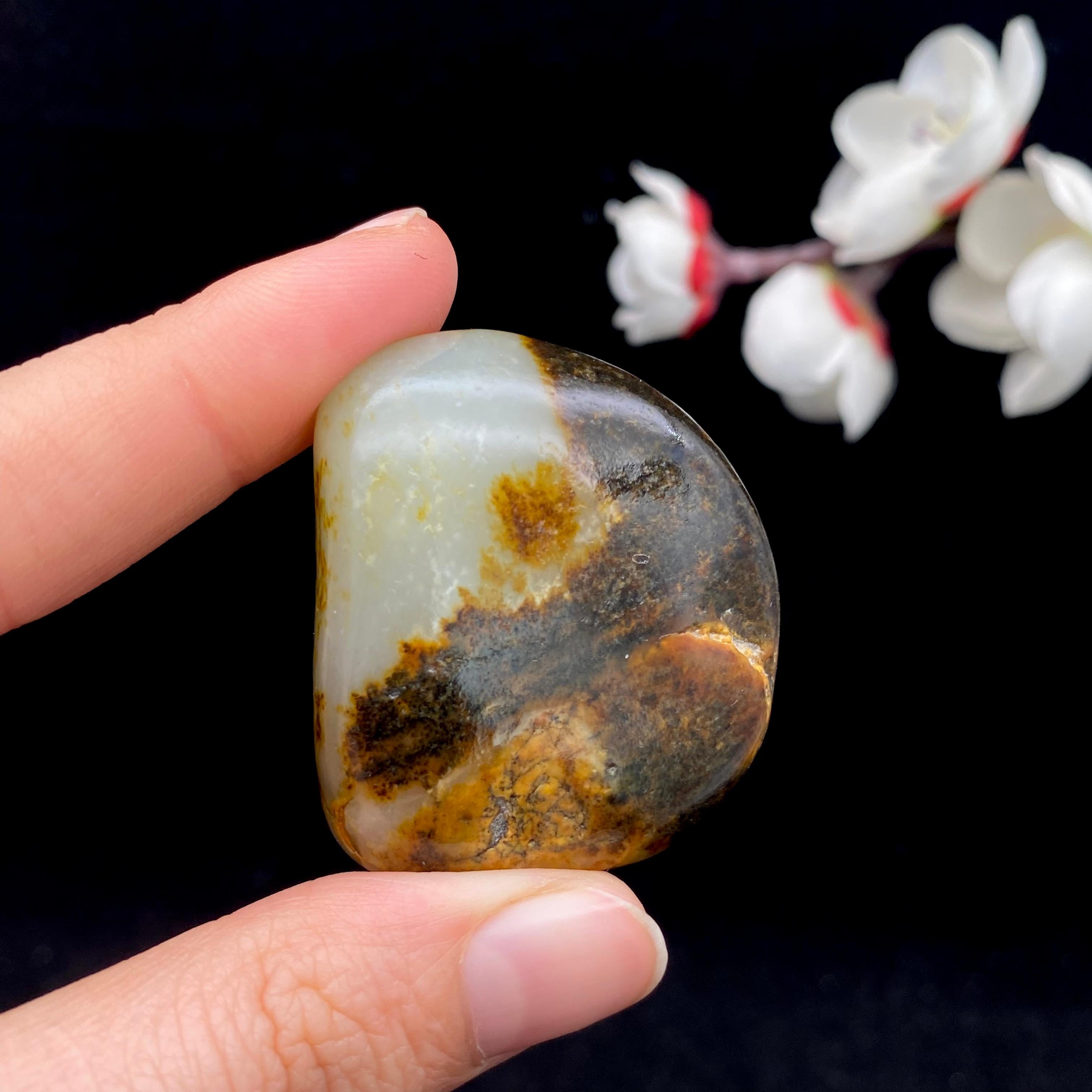 和田玉聚黑皮籽料（34.9g）