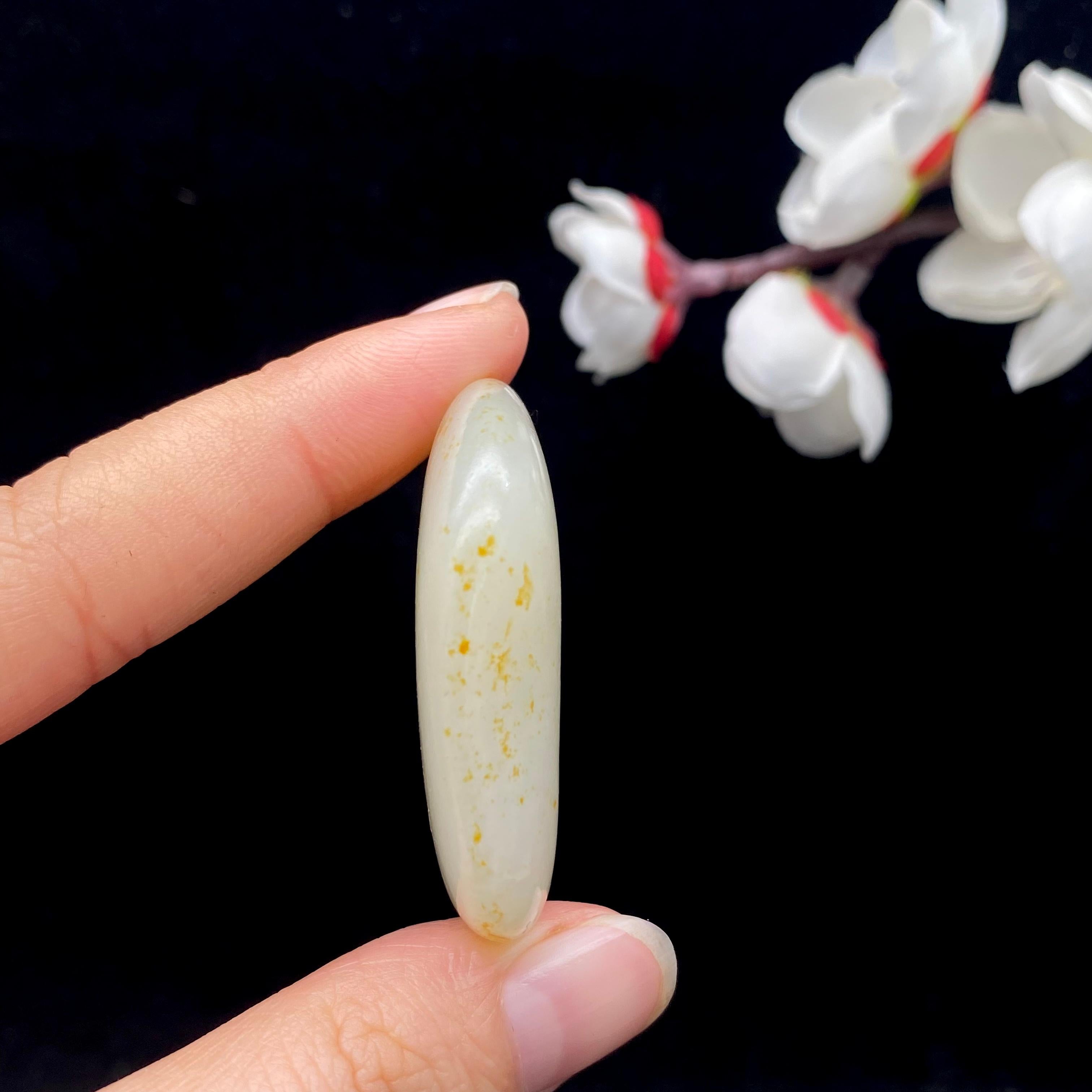 和田玉洒金皮籽料原石（25.9g）