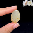 和田玉洒金皮籽料小吊坠籽（4.8g）