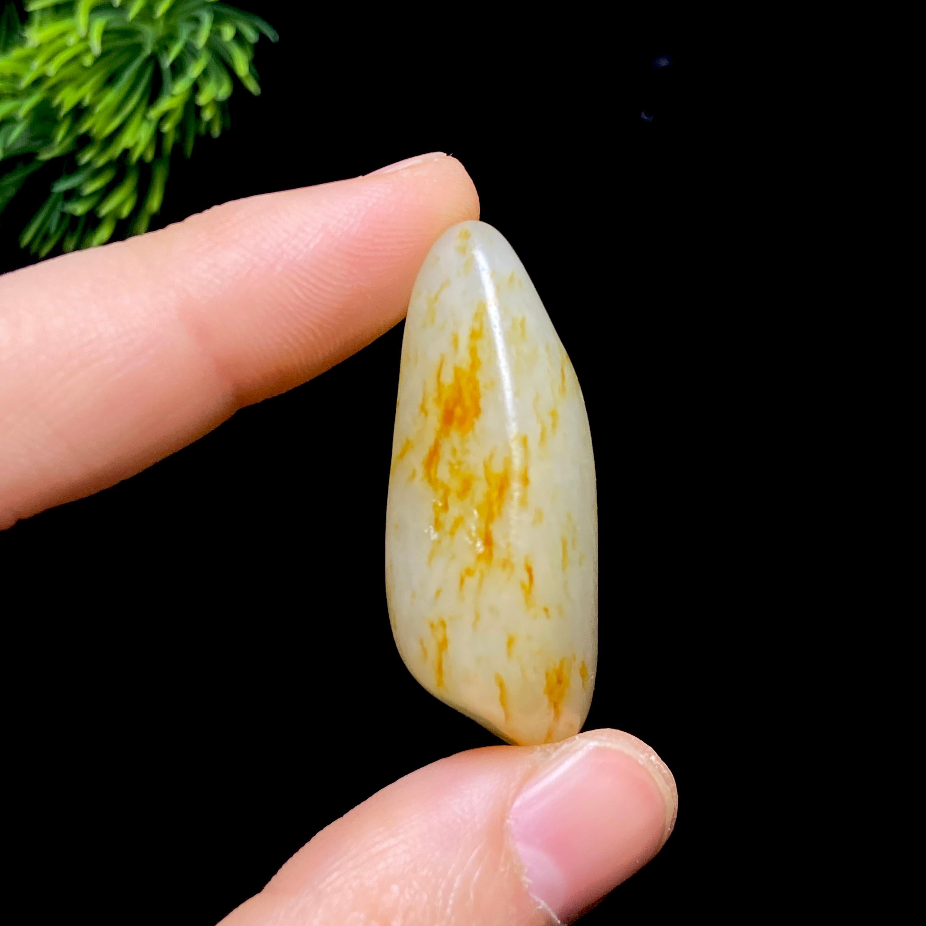 和田玉洒金皮籽料（19.31g）