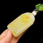 和田玉籽料无事牌（69.0g）