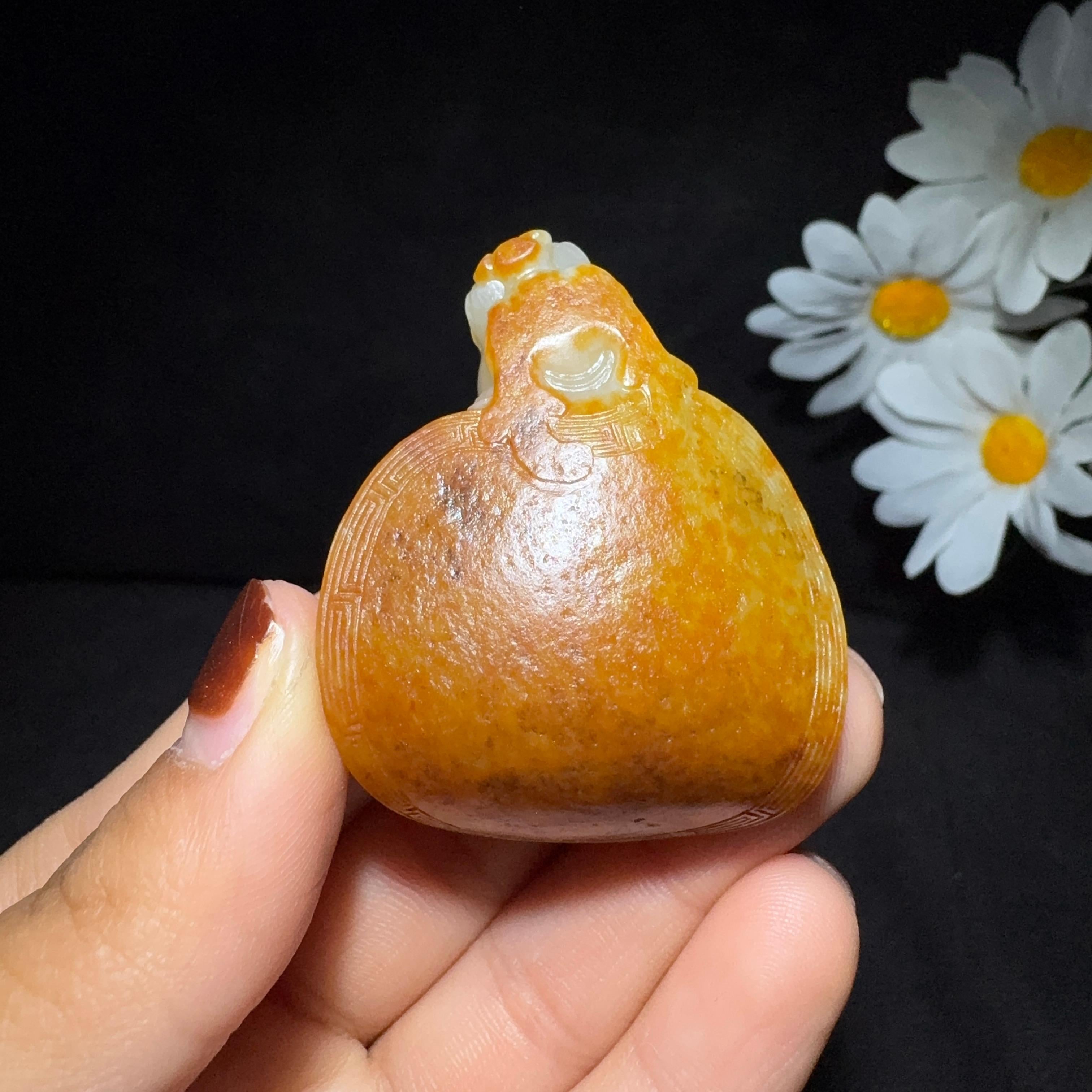 精品和田玉籽料手把件龙龟（51.0g）