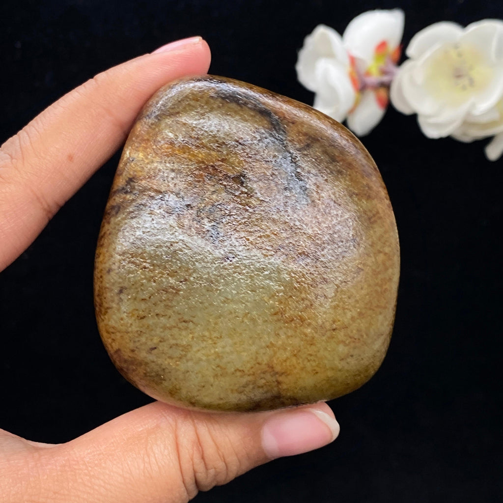和田玉秋梨皮籽料手把件（233.5g）