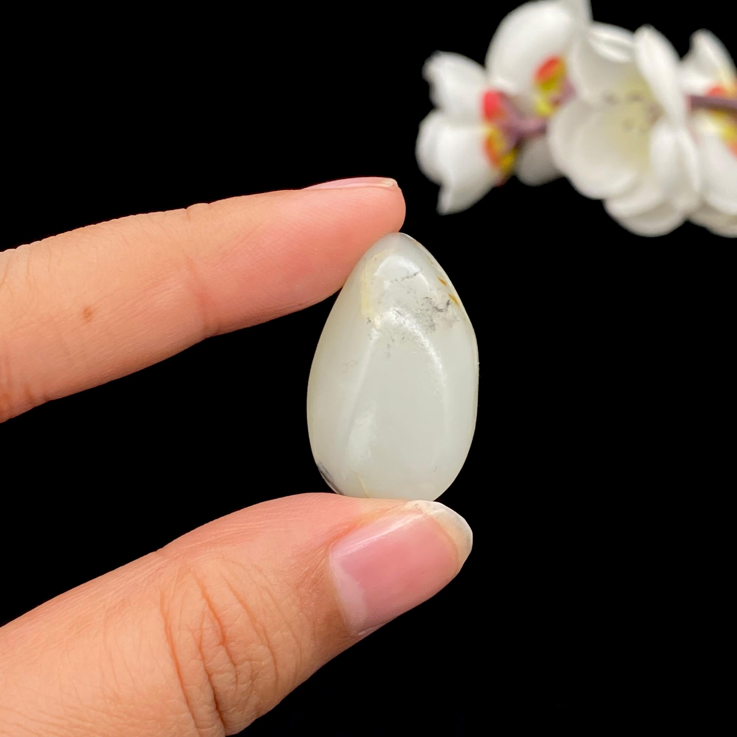 和田玉洒金皮青花三色皮籽料（10.5g）