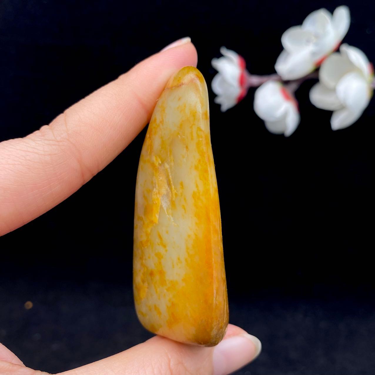 和田玉洒金皮籽料（76.5g）