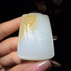 和田玉糖白挂件关公（70.8g）