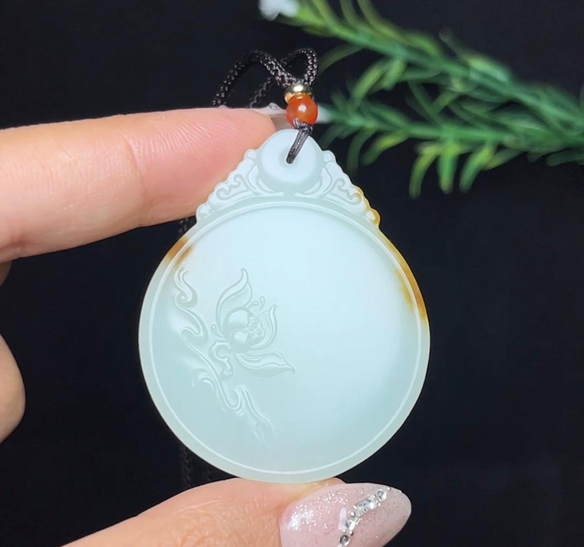 和田玉糖白莲花平安无事牌（29.0g）