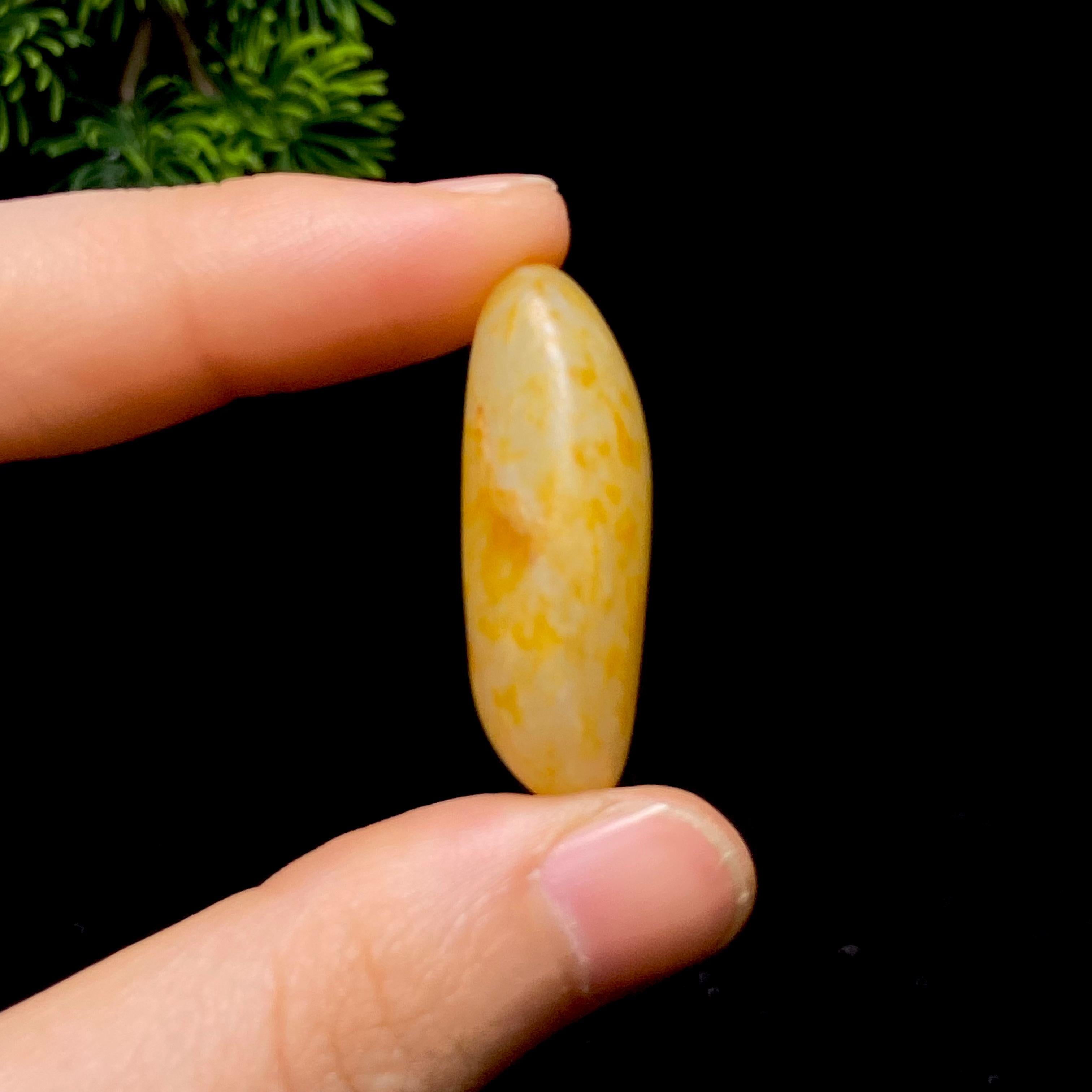 和田玉洒金皮籽料（11.7g）