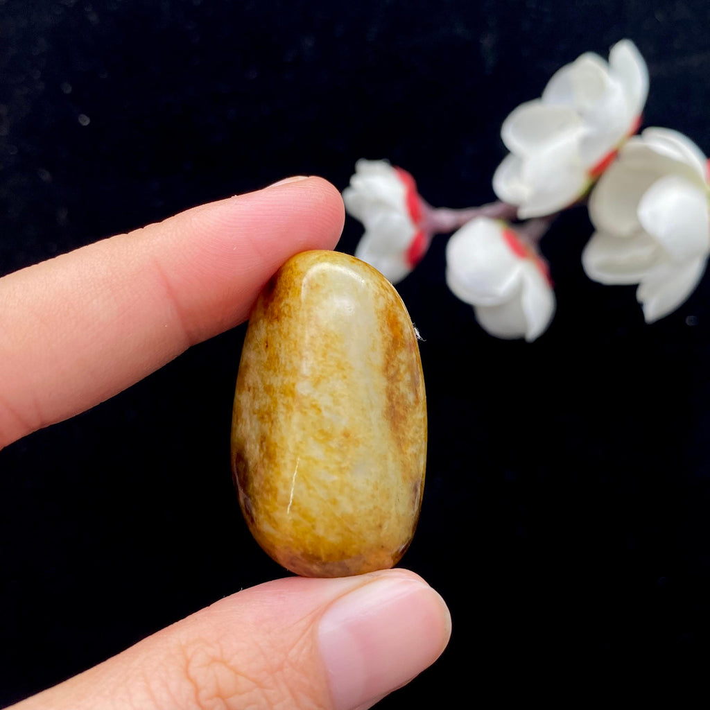 和田玉秋梨皮籽料挂件（18.5g）