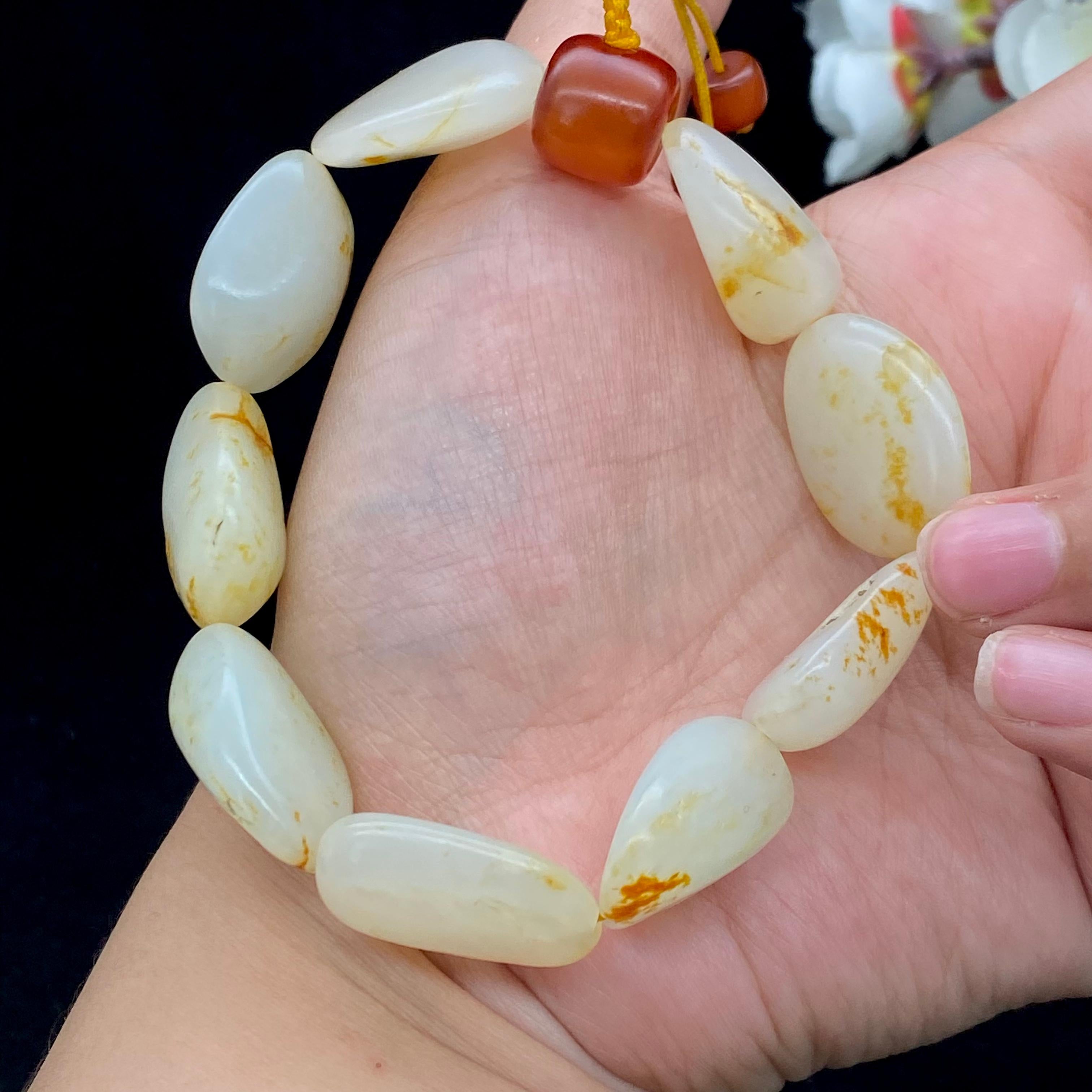 和田玉-洒红皮【精品手串】（63.4g）