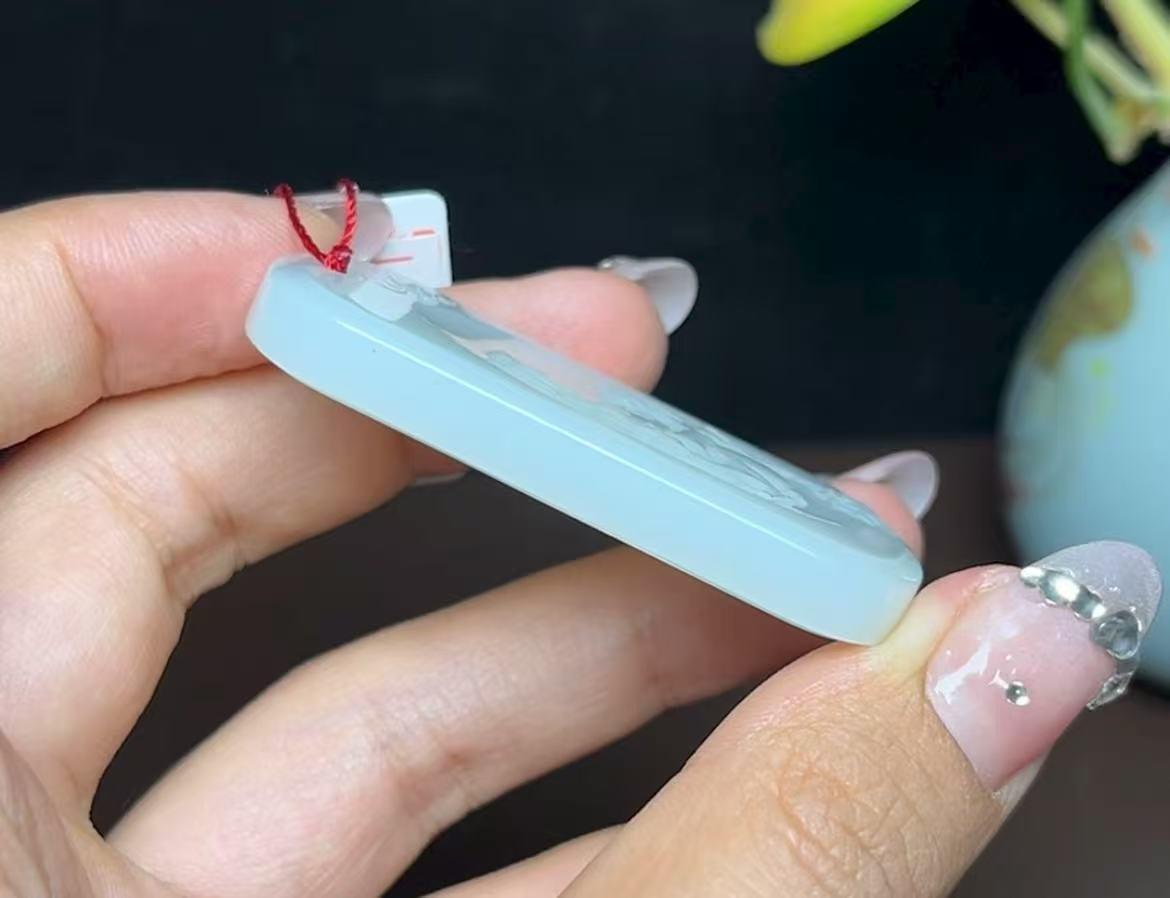 精品和田羊脂玉生肖羊样样如意牌（28.6g）
