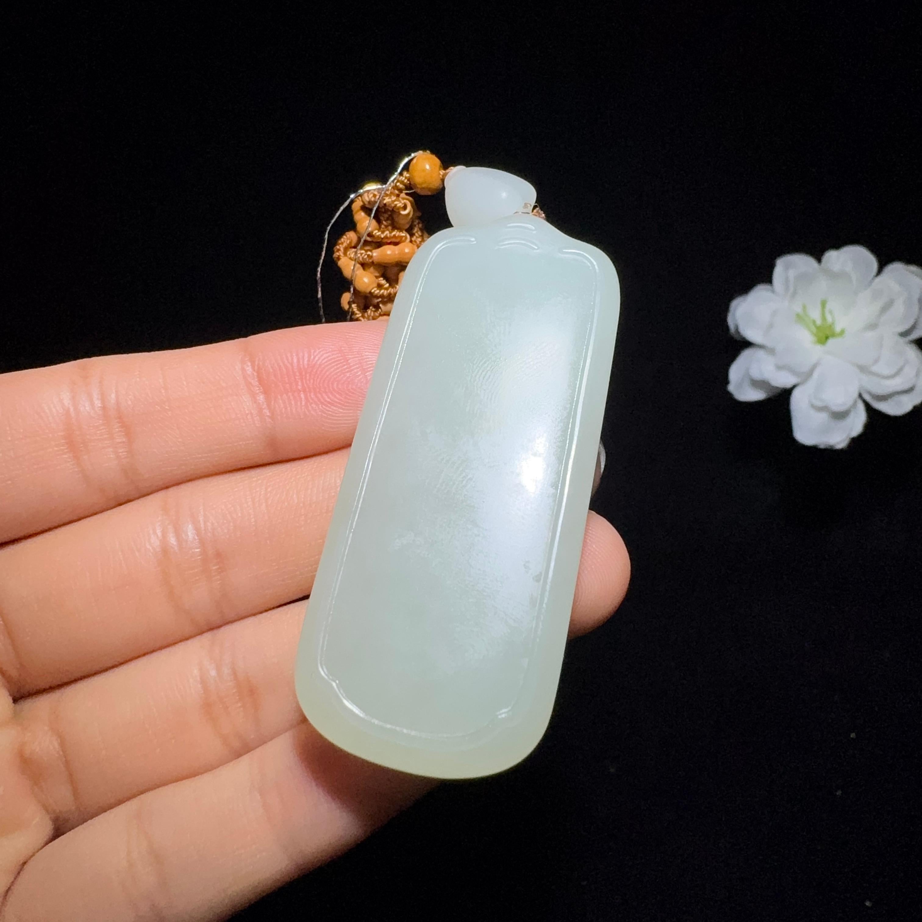 和田玉籽料平安无事牌（39.2g）