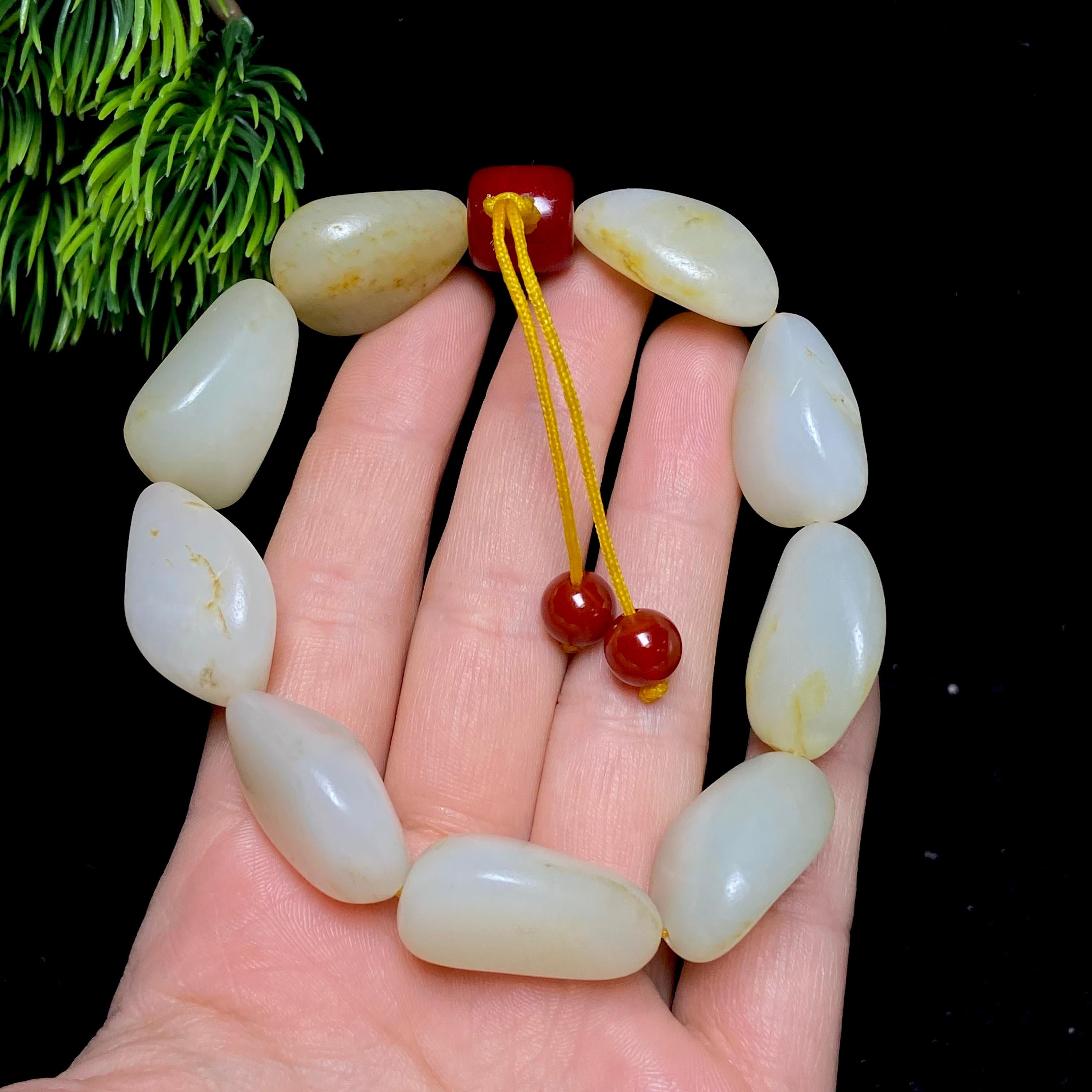 和田玉洒金皮籽料手串（82.58g）