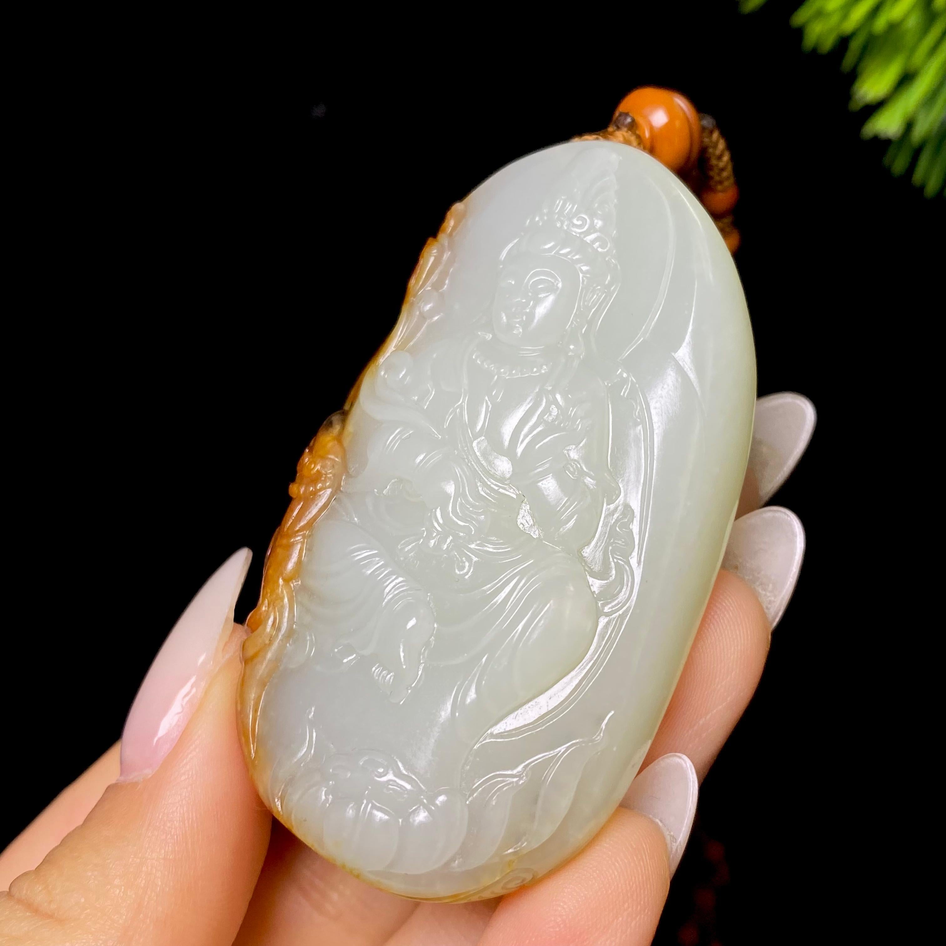 和田玉籽料普贤菩萨（60.8g）